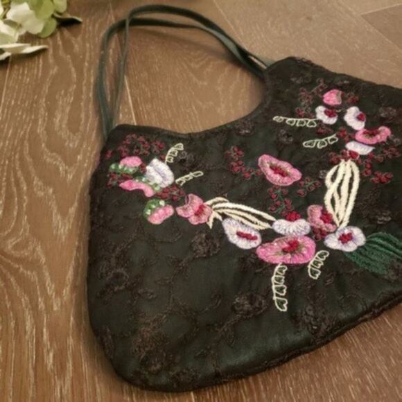 Chan Luu Embroidered Sequin Satin Lined Shoulder Bag Y2K Glam Beaded Indie Chic - Picture 7 of 8